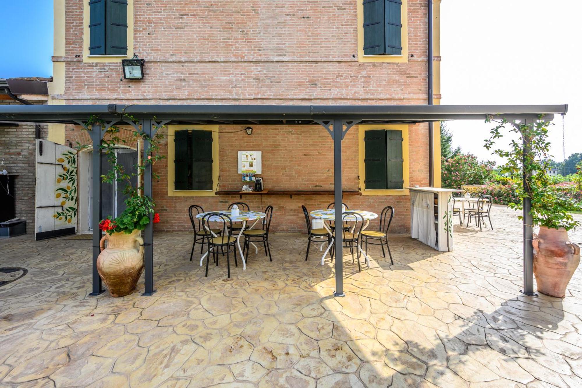 La Casa Di Valeria - Modena B&B 외부 사진